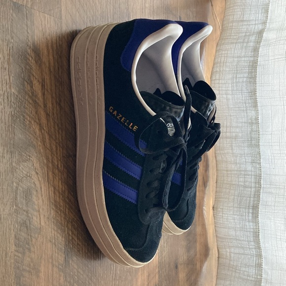 Adidas Gazelle Bold platform sneakers - Picture 5 of 6